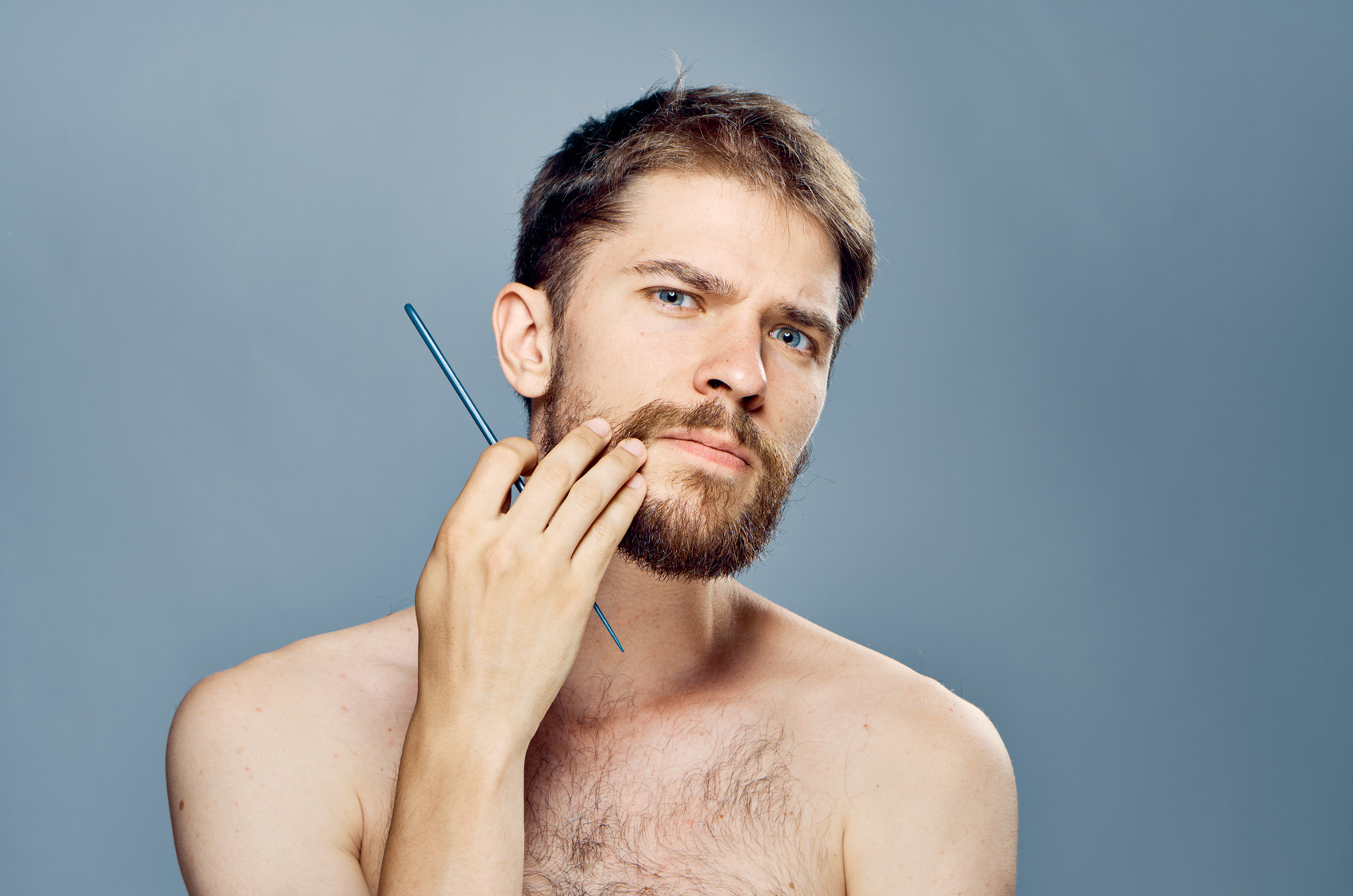 女性の85 からヒゲ 髭 は悪印象 清潔感を損なわないための毛量と形を徹底解説